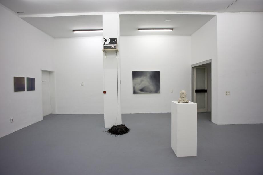 Installation view, "Practicalities (La vie matérielle)", basis 2013, photo: Cem Yuecetas